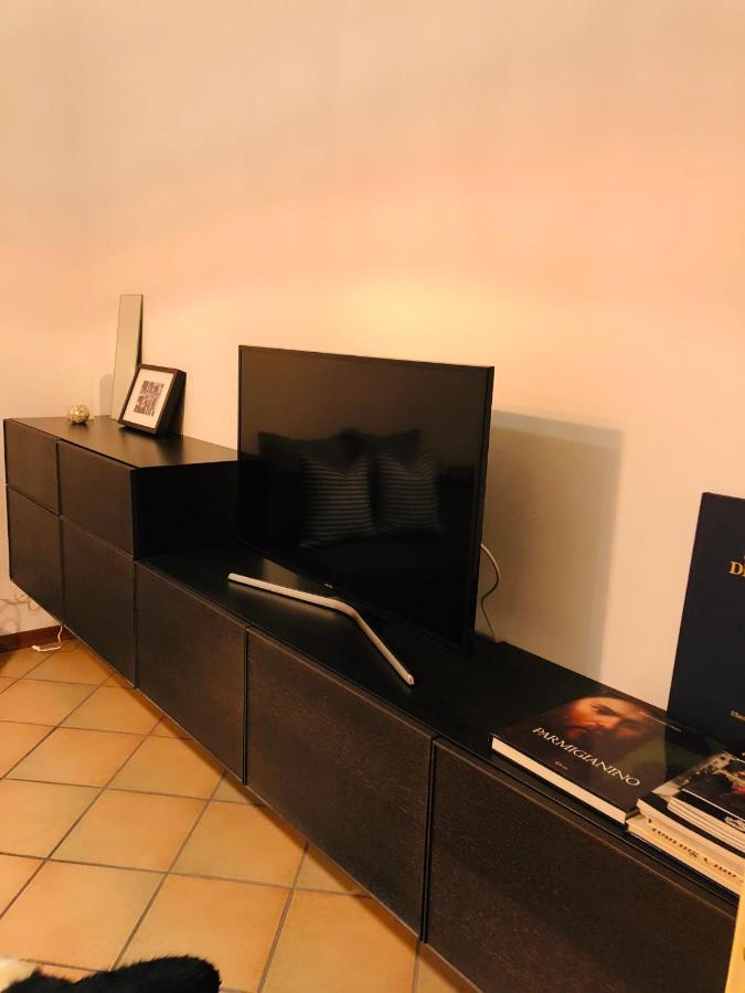 Palazzo Altavilla Deluxe ปาร์มา ภายนอก รูปภาพ